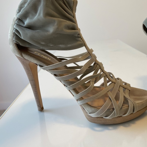 Fendi pumps - Picture 3 of 8